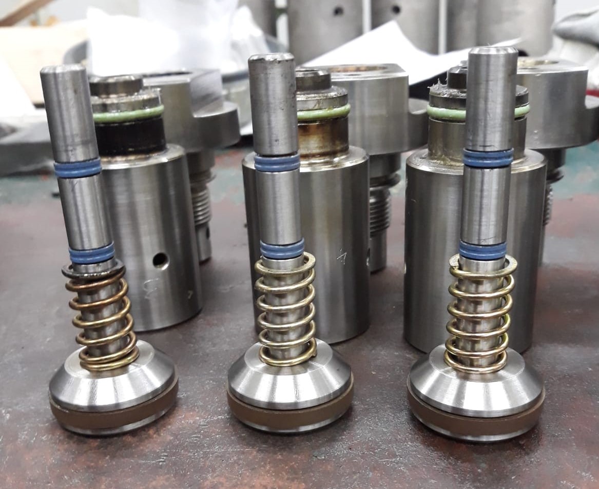 Fuel Injection Pump Overhaul & Timing Adjustment